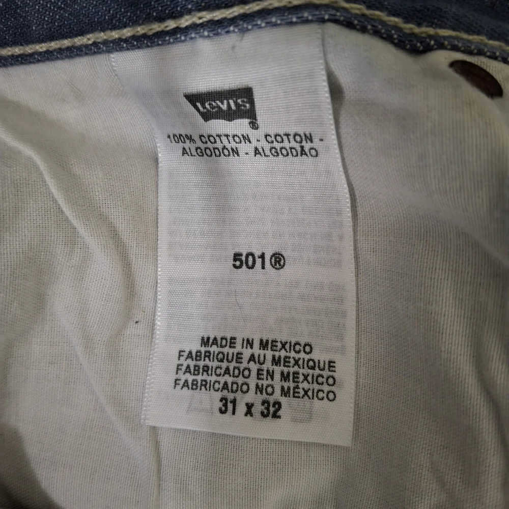 Levi's Original 501 Straight Leg Button-Fly Blue Denim Jeans, Size 31×32
